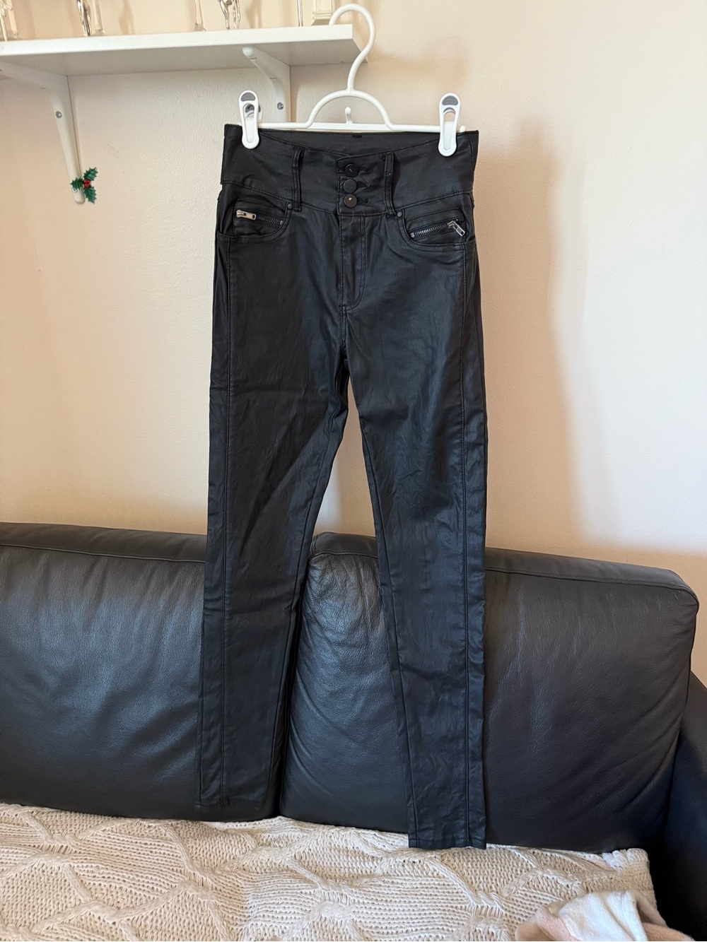 High-Waist Black Faux Leather Skinny Pants